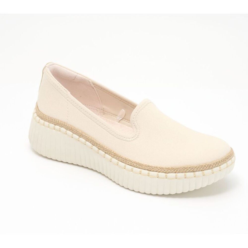 Skechers Women's Sz 9 Wilshire Blvd Canvas A-Line Slip-Ons DARK BEIGE